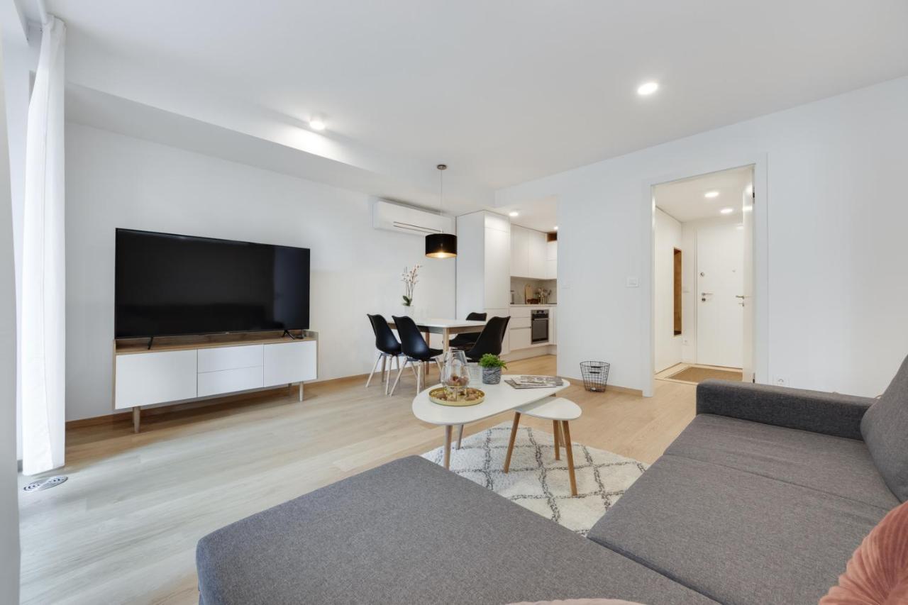 Central Apartment With Private Garage Liubliana Exterior foto