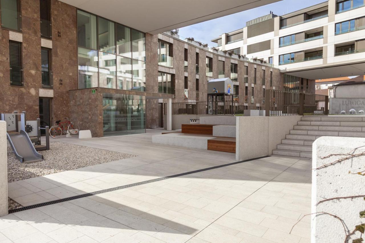 Central Apartment With Private Garage Liubliana Exterior foto